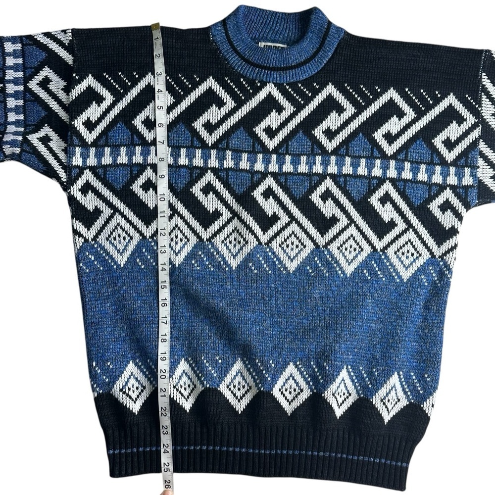 Upper Body Mens Vintage 90’s Y2K Geometric Sweater. Size Medium - Picture 3 of 6